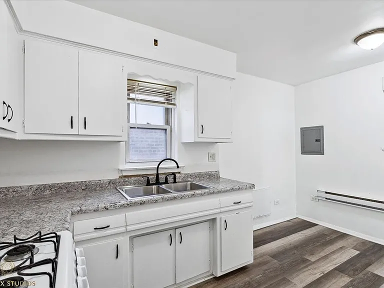 1204 S 49th Ct #6 — Photo 6