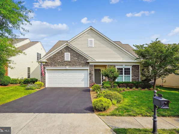 44484 Blueridge Meadows Dr, Ashburn, VA 20147