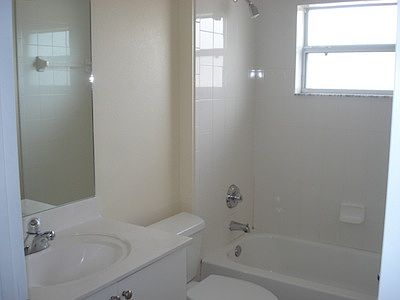 4th image of 102 Ulysses Trl
