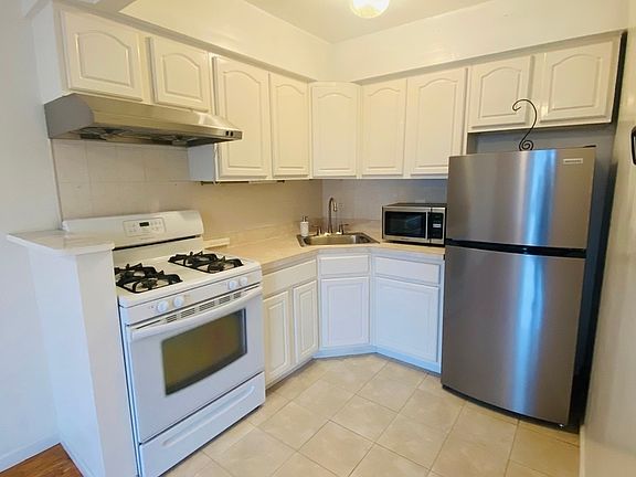 5th image of 84-46 Dana Ct #Top