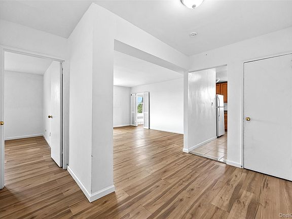 3rd image of 210-50 41st Avenue #5C