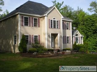59 Mulberry Ln, Chester, NH 03036