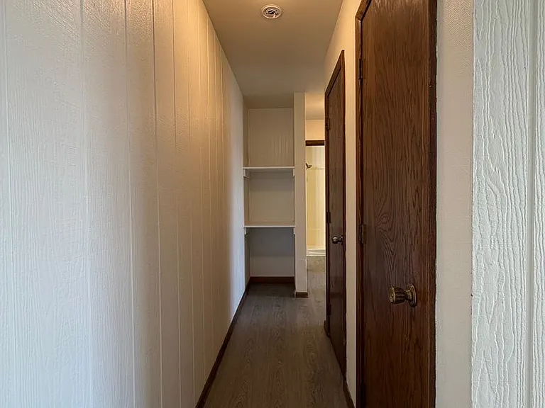 920 Richard Dr — Photo 13