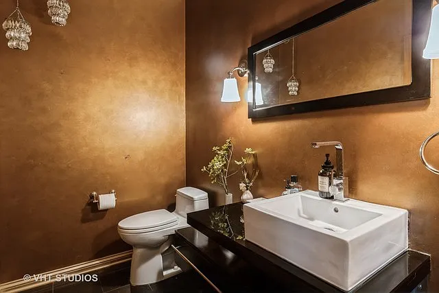 1867 Admiral Ct — Photo 12