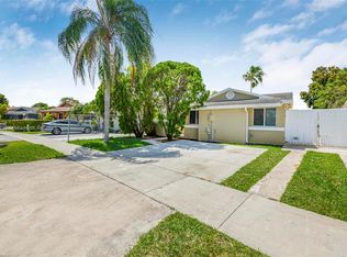 19620 SW 123rd Ave, Miami, FL 33177
