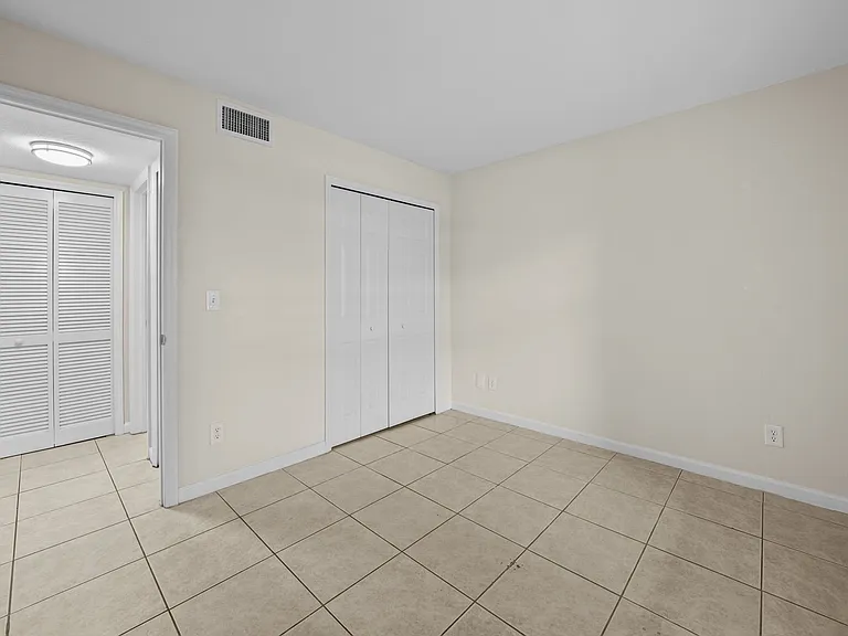 3880 34th Ave S #103 — Photo 15