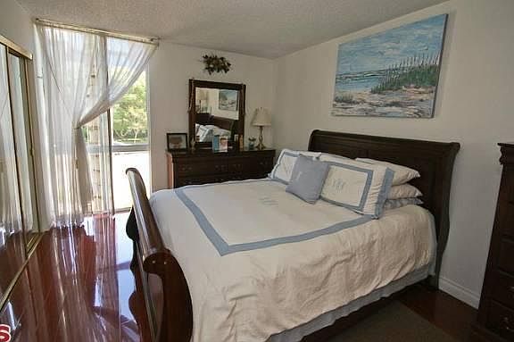 4th image of 1885 Veteran Ave APT 101