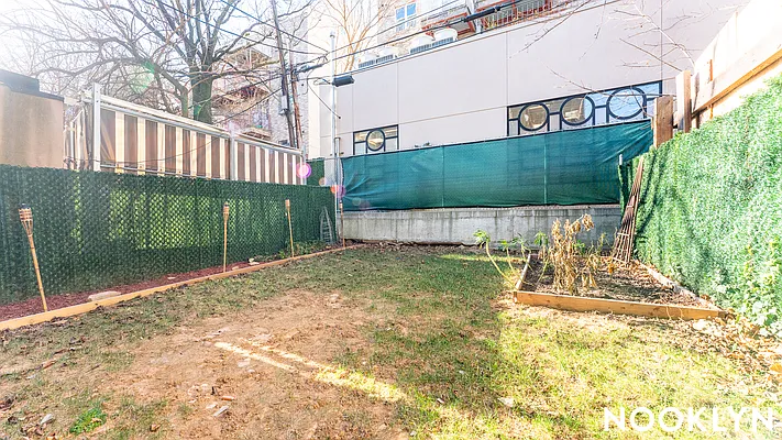 Rented by Nooklyn NYC LLC | media 29