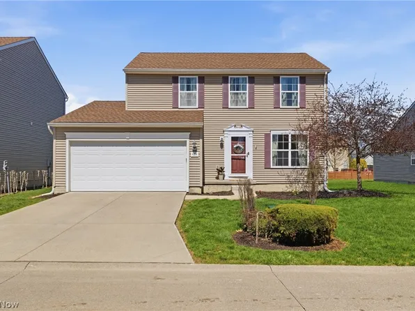 6258 Dogwood Ln, North Ridgeville, OH 44039