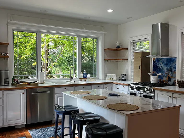 324 Sage St — Photo 4