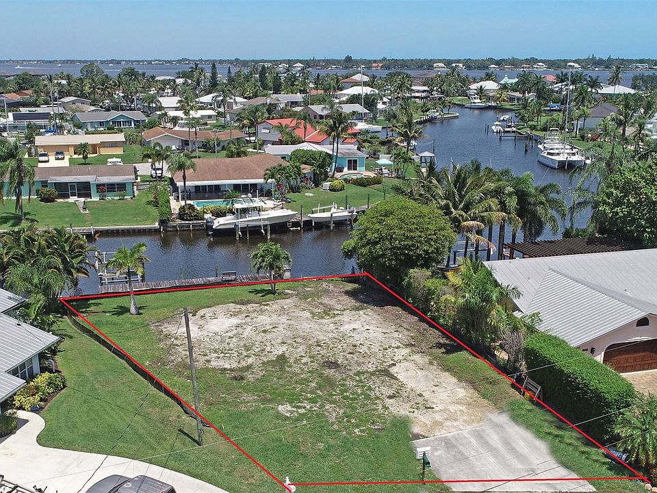 1st image of 1659 SW Albatross Way