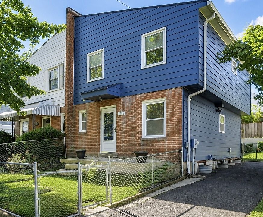 1st image of 4812 7th St NE