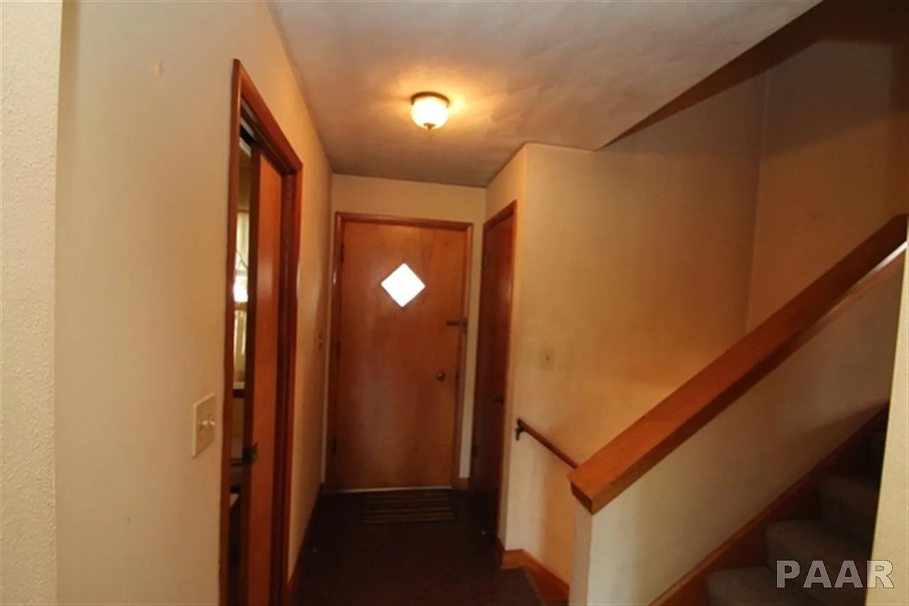 1816 W Lamont Ave photo 1