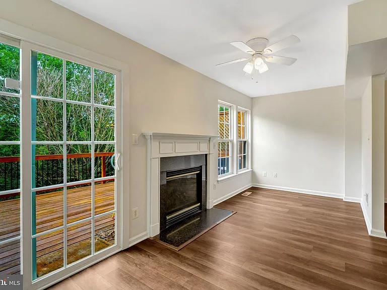 7057 Sauvage Ln — Photo 19