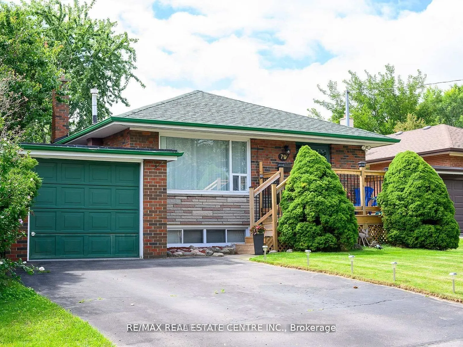 3 bed, $1,999 — Photo 1