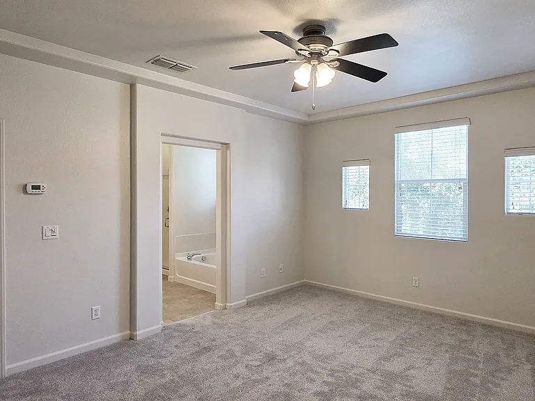 845 Bronze Ln — Photo 16