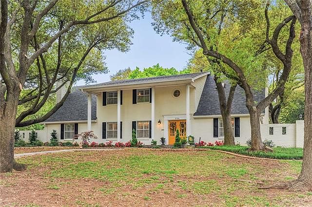 1st image of 3706 Wedgewood Ct