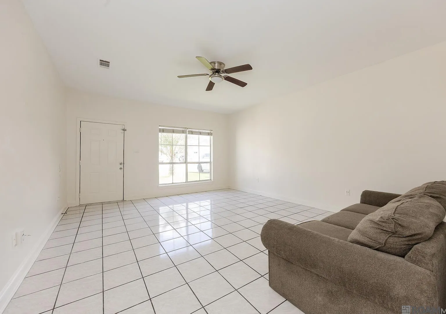 3 bed, 1655 sqft, $1,800 — Photo 4