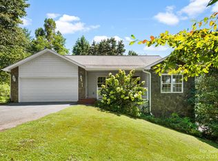 42 Rabbit Ridge Dr, Weaverville, NC 28787