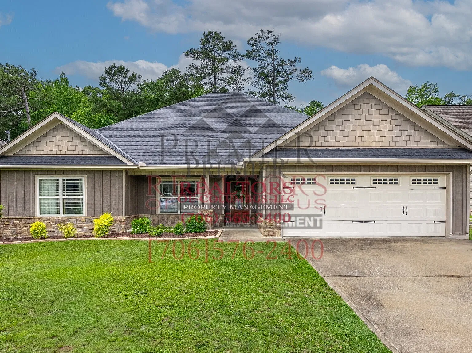 4 bed, 2112 sqft, $2,200 — Photo 1