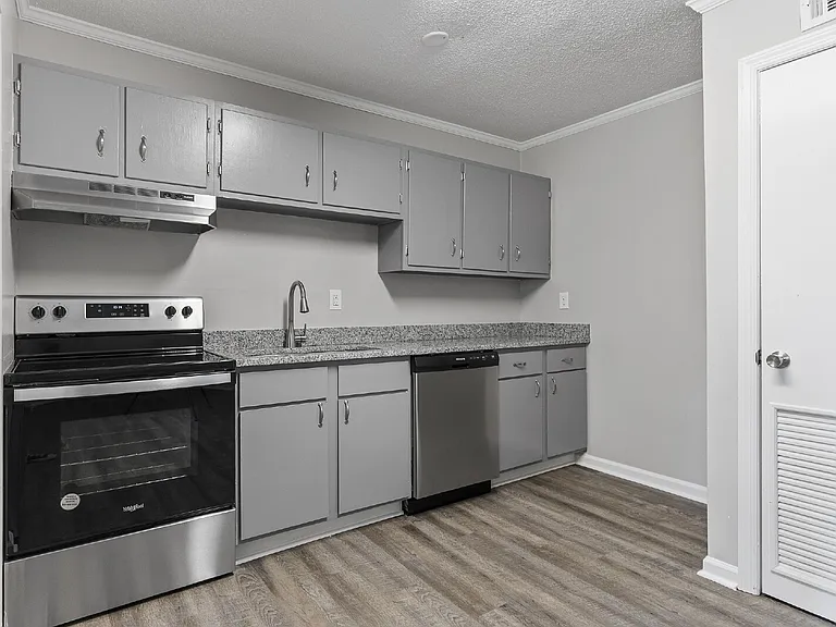 105 Ppoole St #303 — Photo 65