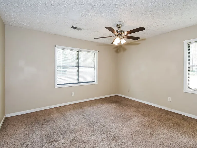 169 Kimberly Way — Photo 13