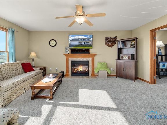 5th image of 1643 Horseshoe Bend Dr