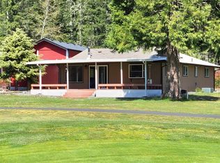 20 N Fairway Dr E, Hoodsport, WA 98548