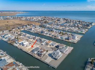 1220 Gemini Ct, Forked River, NJ 08731