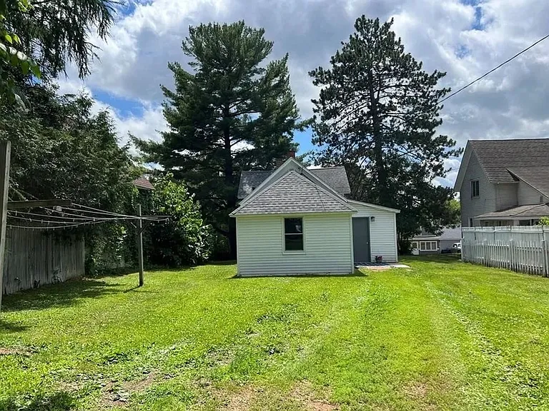 808 Grand Ave — Photo 6