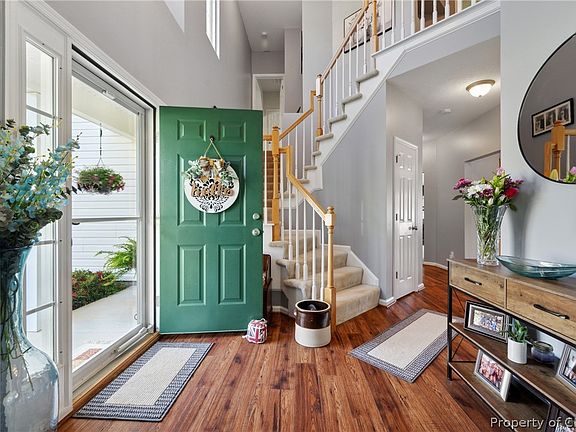 4th image of 3721 Bays Ave