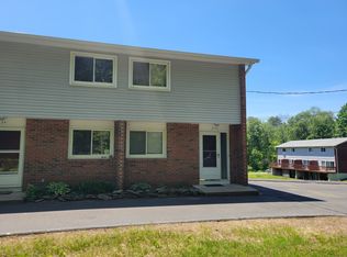 213 Baxter Rd APT D, Mansfield, CT 06268