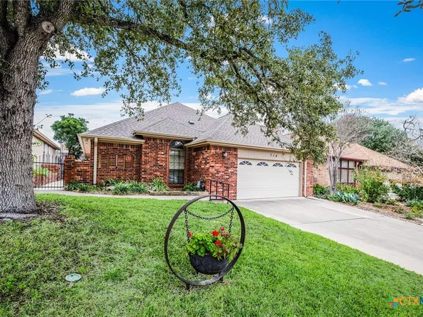 714 Cedar Pkwy, Seguin, TX 78155
