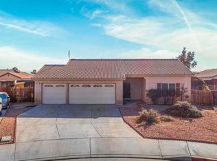 14775 Nottingham Ct, Adelanto, CA 92301
