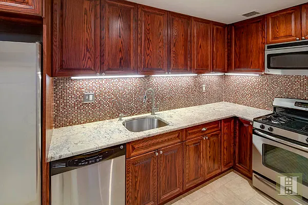 Sold by Halstead Real Estate | media 6