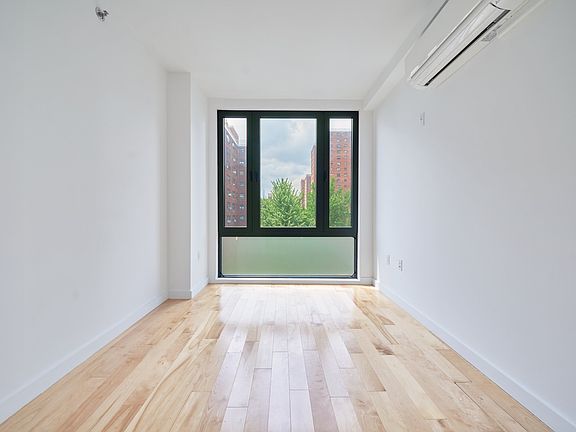 5th image of 63 W 104th St #703