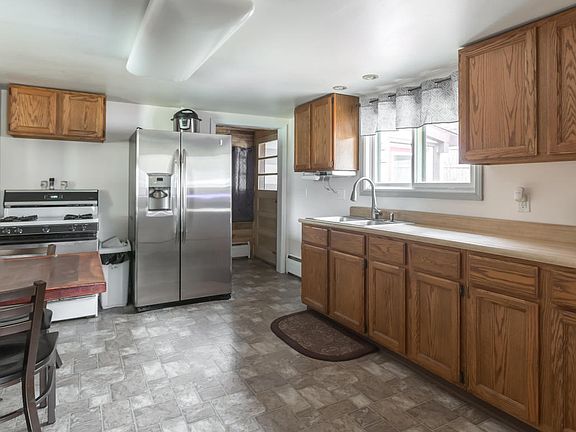 5th image of 606 Grindle Dr SE