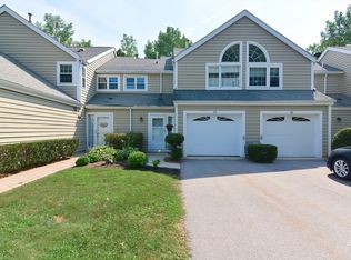 22 Mallard Ln UNIT 22, Walpole, MA 02081