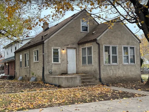 402 Bayliss Ave, Rockford, IL 61101