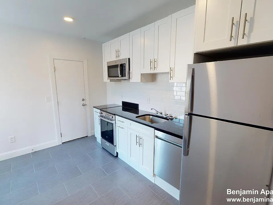 123 Sutherland Rd #L1