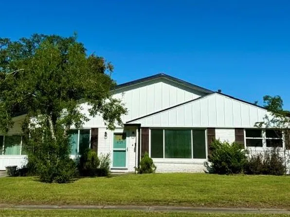 6729 Riverside Dr, Harahan, LA 70123