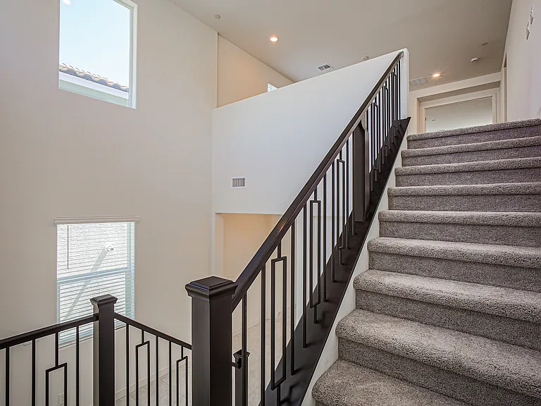 5644 Hill Spire St — Photo 19