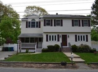 22 Long St, Burlington, MA 01803