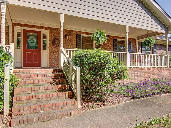 4th image of 4780 W Lake Dr SE