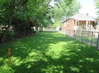 3829 Kemman Ave, Brookfield, IL 60513