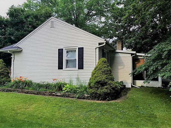 3rd image of 109 Switzer Dr