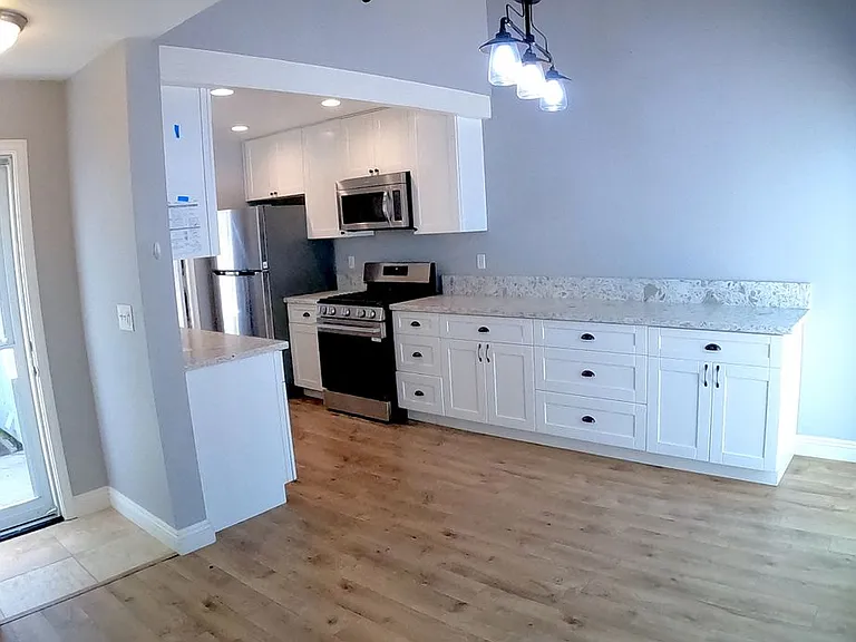 491 Harbor Lights Ln — Photo 1