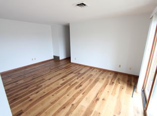 1007 N Wright Rd, Janesville, WI 53546