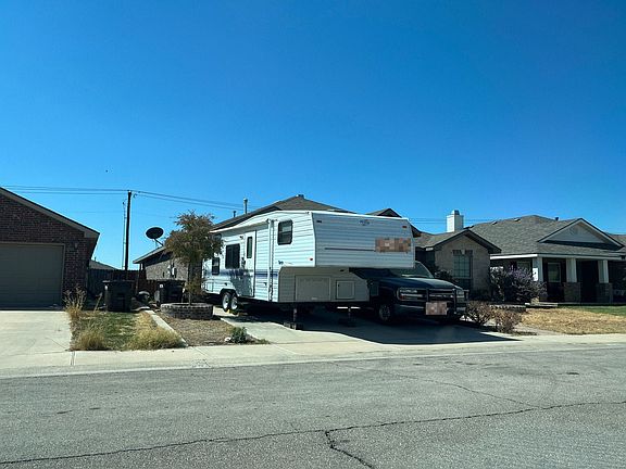3rd image of 5927 Wagner Dr