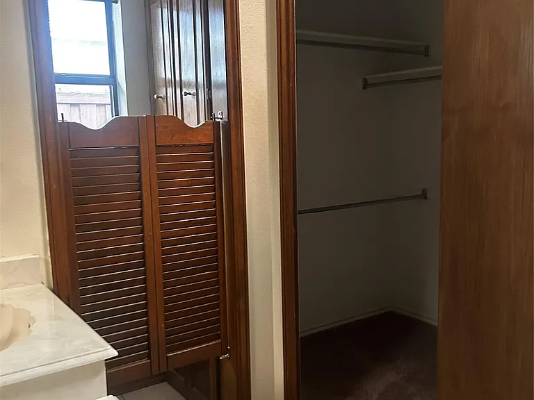 1412 Brookside Dr — Photo 12